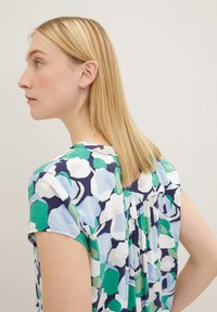 TOM TAILOR Bluse - green flower design