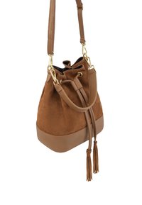 Brūns zamša maisiņš ar ādas pamatni, aukliņu aizdari, zelta aparatūru un dekoratīvām pušķiem; aprīkots ar vienu plecu siksnu.