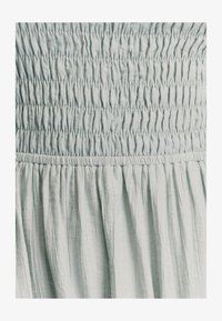 Atlasīts, light sage