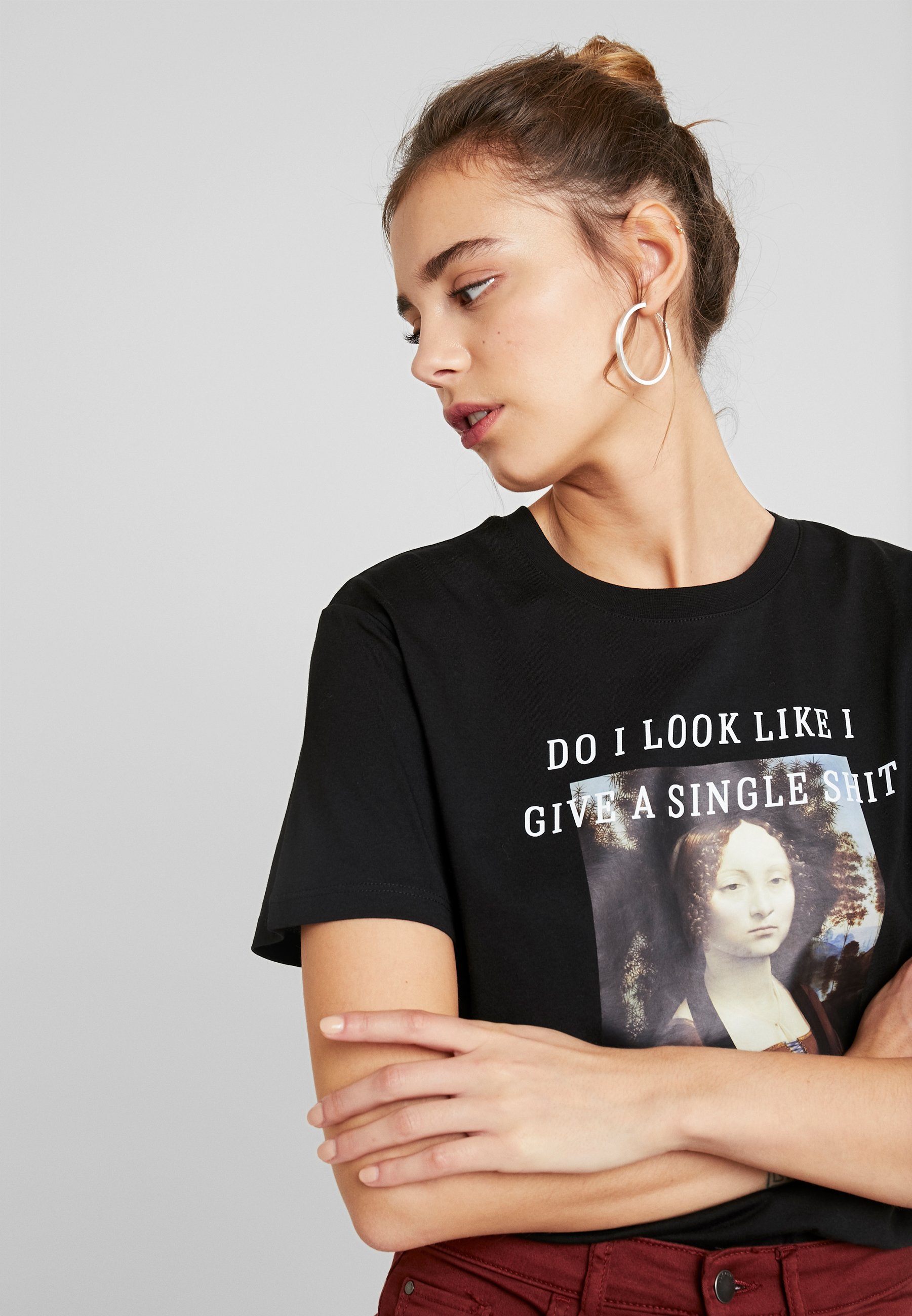 Even&Odd T shirts med print black Zalando.no Even&Odd active T-shirts med print - coral