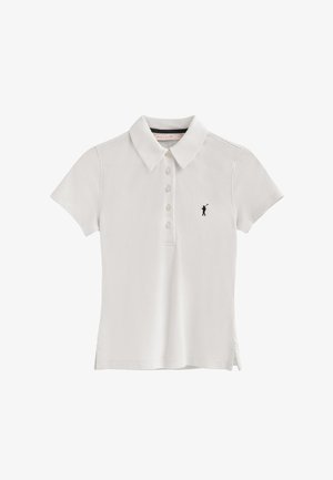 Camisa polo blanca de manga corta, con tapeta de botones y aberturas laterales. Presenta un pequeño logotipo oscuro de un golfista en el lado izquierdo del pecho. Tejido suave.