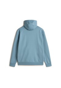 Jasnoniebieski sweatshirt z kapturem, o miękkiej teksturze, z długimi rękawami, kieszenią typu kangur oraz ściągaczami na mankietach i u dołu.