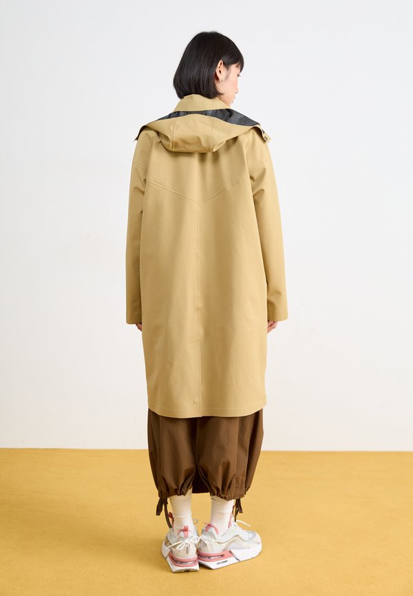 Trenchcoat - parachute beige3