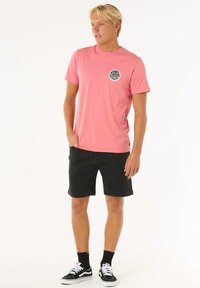Rip Curl PASSAGE  - Camiseta estampada - watermelon