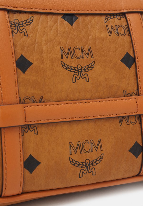 DELMY  - Handbag - cognac3