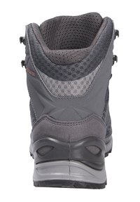 Szare buty trekkingowe z siateczkową cholewką, wzmocnionym piętą, gumową podeszwą i metalowymi sznurowadłami. Teksturowana powierzchnia zapewniająca przyczepność i wsparcie.