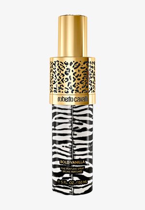 Flacon spray de parfum avec bouchon imprimé léopard doré et corps rayé zèbre noir et blanc, étiqueté Bold Vanilla par Roberto Cavalli.