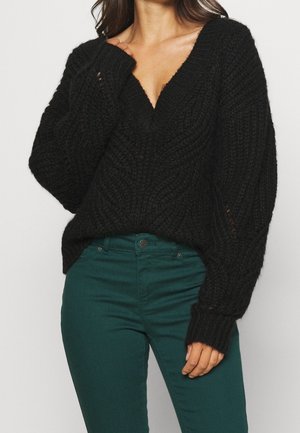 Strickpullover - black