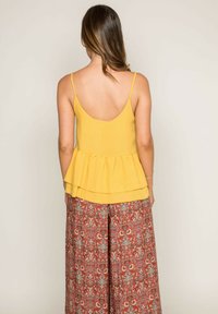 Dona x Lisa FRITA - Débardeur - yellow