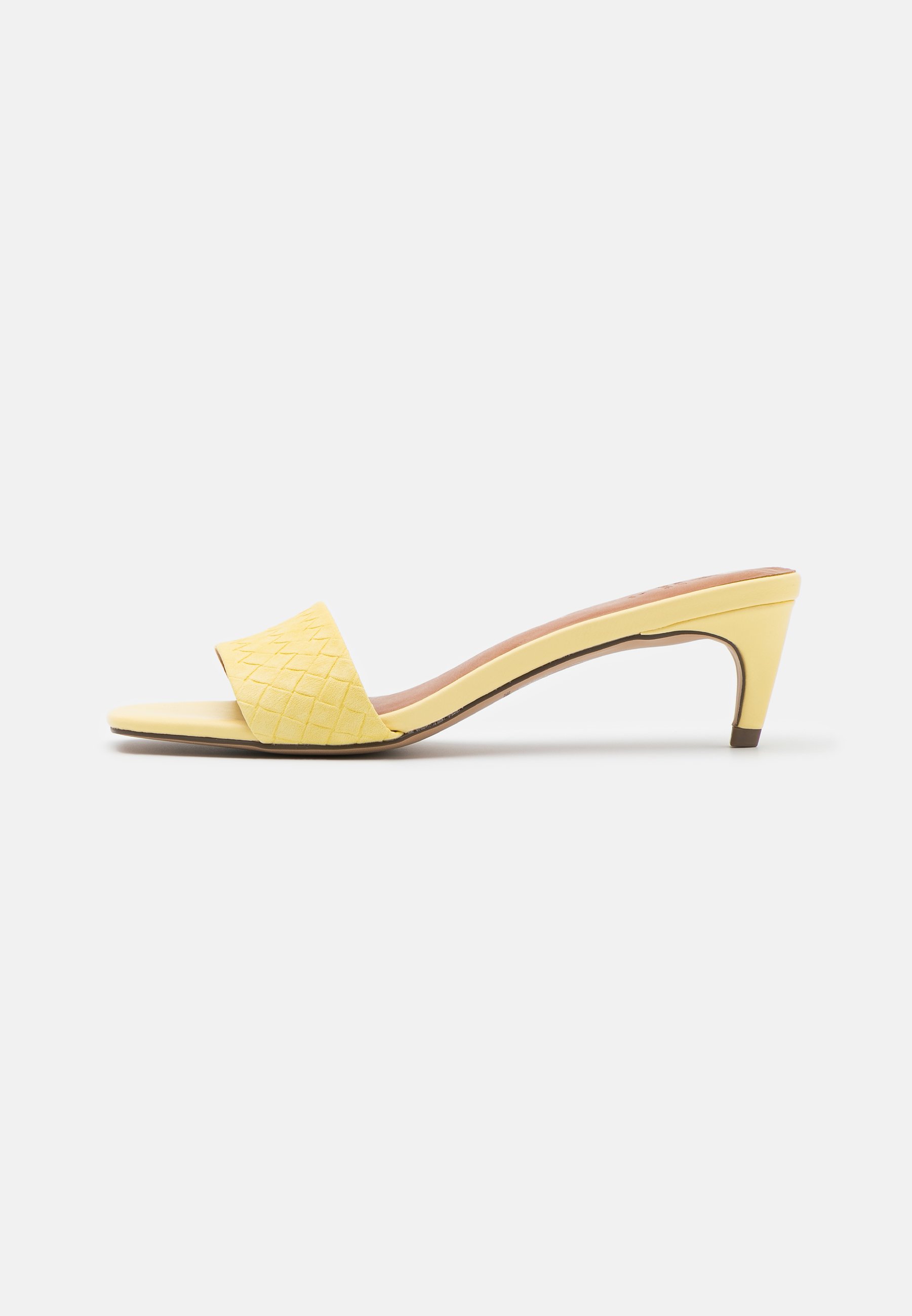 pale yellow mules