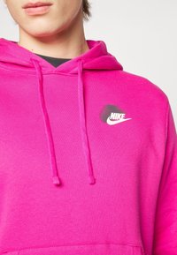 Nike Sportswear Sweat à capuche - neon pink