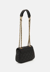 Guess GIULLY - Axelremsväska - black