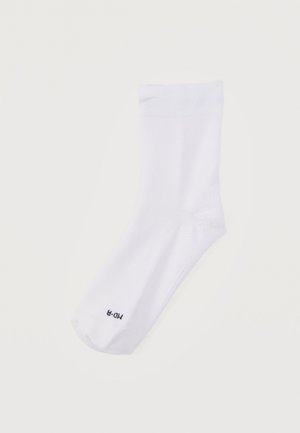 RUN UNISEX - Αθλητικές κάλτσες - white