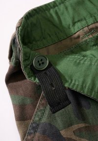 Brandit URBAN LEGEND - Cargohose - green