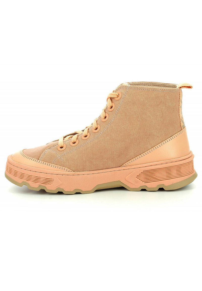 Zapatillas altas