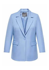 Blazer azul claro confeccionado en tejido suave, con solapas de muesca, cierre de un solo botón y dos bolsillos frontales.