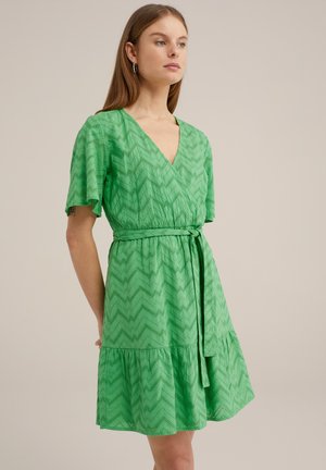 WE Fashion Vapaa-ajan mekko - green