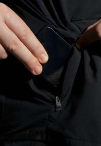 Brooks CANOPY - Running jacket - black