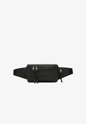 Sac à taille en cuir noir avec deux zips et surface texturée. Doté d'une bandoulière ajustable et d'un design minimaliste. Convient pour un usage décontracté.