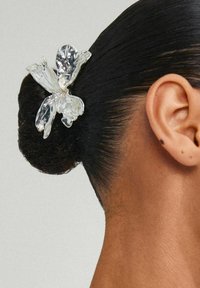 Pilgrim - Hair styling accessory - silver plated Thumbnail Image 1