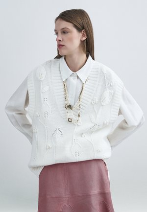 BABURI - Svetrík - ivory