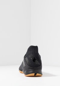 adidas Performance Scarpe da calcio indoor - black