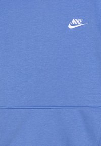 Nike Sportswear CLUB UNISEX - Bluză de molton - royal pulse/white