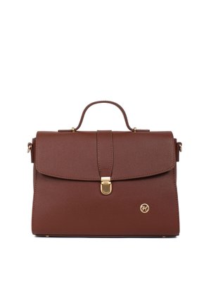 Sac à main en cuir marron texturé avec poignée supérieure, fermeture à boucle dorée et petit logo rond doré dans le coin inférieur droit.