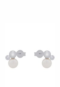 Pendientes de presión con una perla blanca brillante y una perla blanca mate, acentuados por un pequeño cristal transparente, con un acabado en metal de tono plateado.