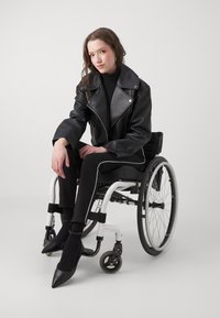 Even&Odd Κολάν - Παντελόνια - black