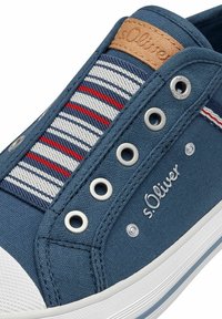 s.Oliver SNEAKER - Jalga libistatavad jalanõud - indigo