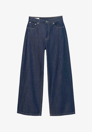 Wijdvallende jeans in donkerblauwe denim, met een knoopsluiting, voorkantzakken en gele stiksels langs de naden. Soepele textuur.