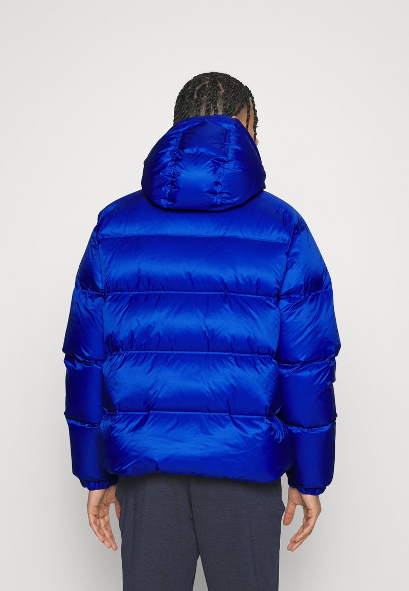 black pyramid jacket