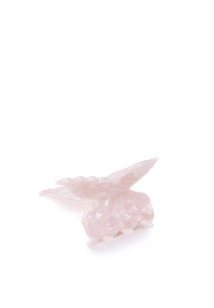 Rosa plastik Haarklammer mit glanzvollem, durchscheinendem Finish, das ein flügelartiges Design und drei Zinken zum Sichern der Haare aufweist.