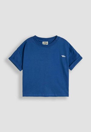 Blauwe katoenen korte mouwen t-shirt met een ronde hals. Bevat een kleine haai-graphic op de linkerkant van de borst. Soepele textuur, casual ontwerp.