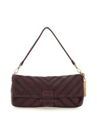 Borsa a spalla in pelle marrone scuro con motivo a zigzag, chiusura con pattina rettangolare e etichetta dorata con la dicitura "Made in Italy."