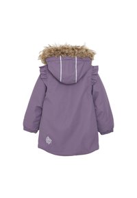 Lila Winterjacke mit einer fellbesetzten Kapuze, Rüschenausschnitten an den Ärmeln, elastischen Bündchen und floralem Stickmuster auf dem Rücken.