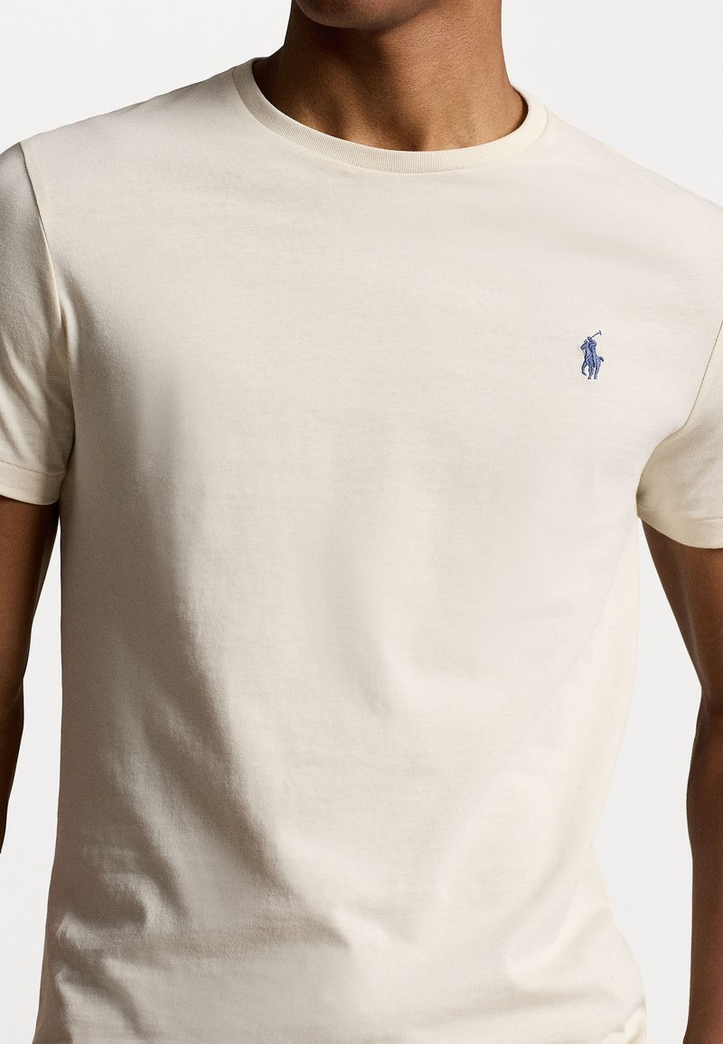 Camiseta Polo Ralph Lauren Para Hombre Blanco Custom Slim Fit Y Cuello  Redondo