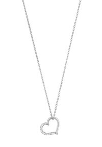 Srebrny naszyjnik łańcuszkowy z zawieszką w kształcie serca, częściowo ozdobioną przezroczystymi kryształami, charakteryzujący się gładkim, zakrzywionym kształtem.