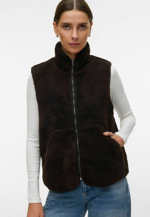 Vero Moda TEDDYFELL VMJOSEFINE - Weste - chocolate torte