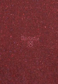 Barbour TISBURY - Jumper - ruby