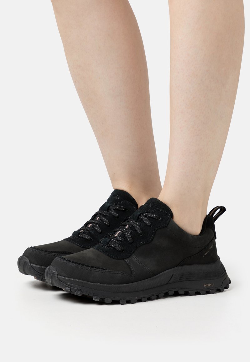 Clarks ATLTREKFREEWP Trainers black/black Zalando.co.uk