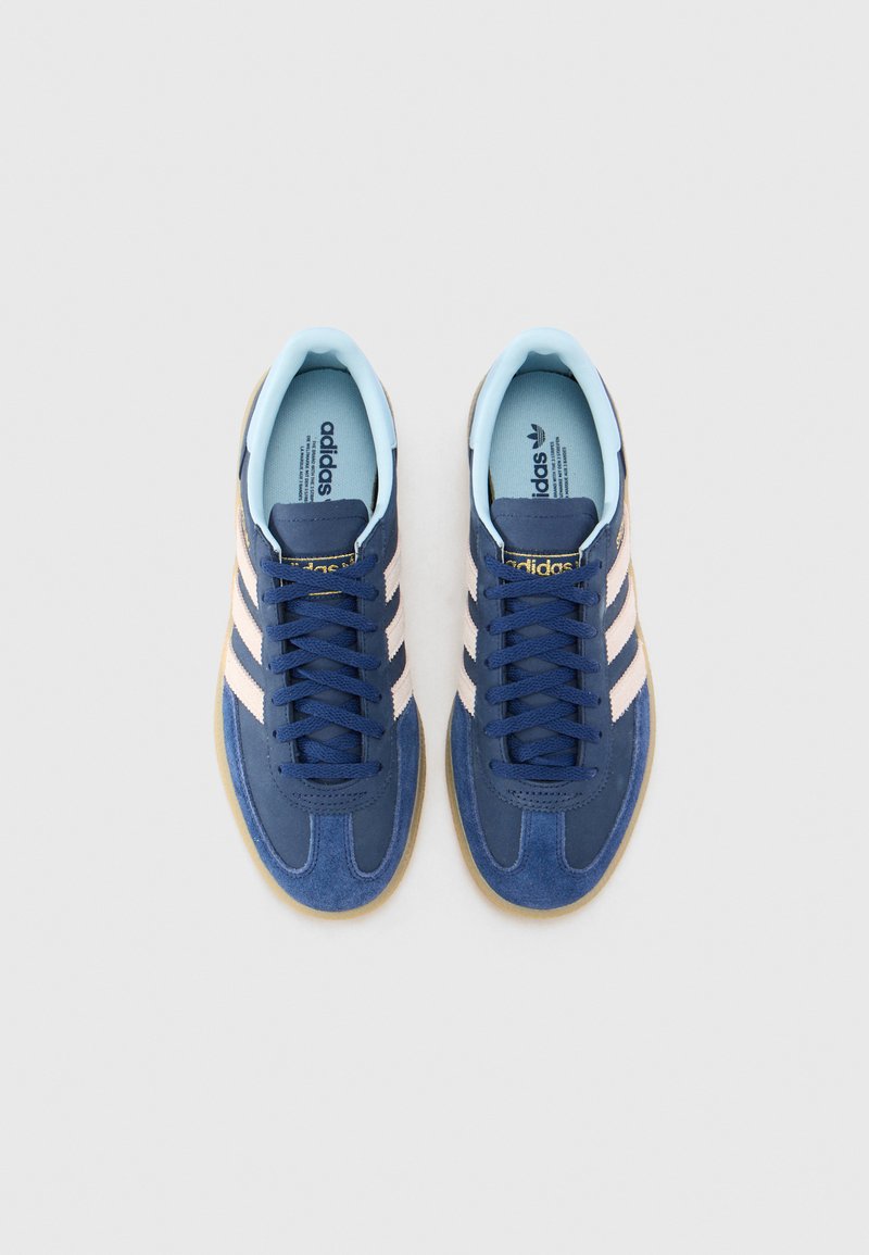 adidas Originals HANDBALL SPEZIAL - Sneakers - dark blue/wonder quartz/clear sky