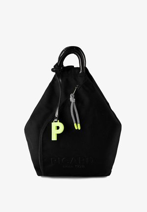 Bolso Picard negro con asa de cuero redondeada, etiqueta "P" en verde neón y tirador de cremallera con cordón en blanco y negro con puntas neón.