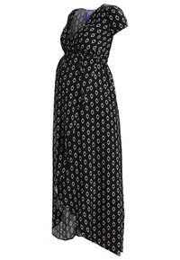 Robe de maternité noire à manches courtes, design enveloppant et cordon à la taille. Présente un motif géométrique blanc et une superposition transparente.