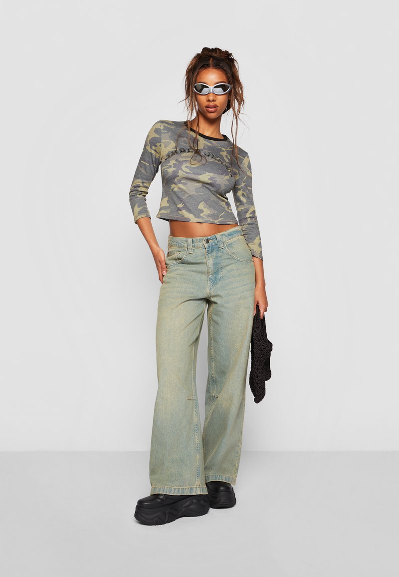 Jaded London LIGHT WASH COLOSSUS - Relaxed fit jeans - blue 