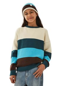 Raidallinen villapaita vaaleassa kermassa, tealissa, ruskeassa ja vaaleansinisessä, ribbed-hihansuille ja helmalle. Yhdistetty matching raidallisen pipon kanssa.