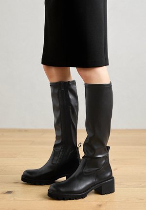 Plateaustøvler - black