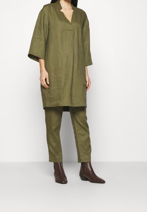Tunikaer - khaki