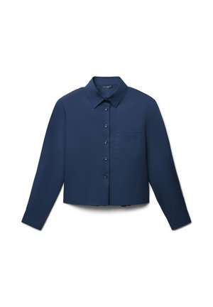 Camicia accorciata blu navy realizzata in tessuto morbido; presenta un colletto classico, chiusura frontale con bottoni e una tasca singola sul lato sinistro.